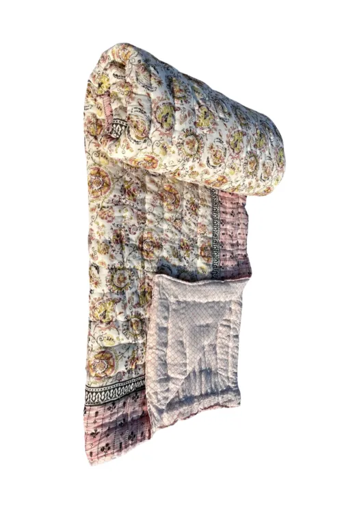 JAIPURI SCREEN PRINTED REVERSIBLE QUILT